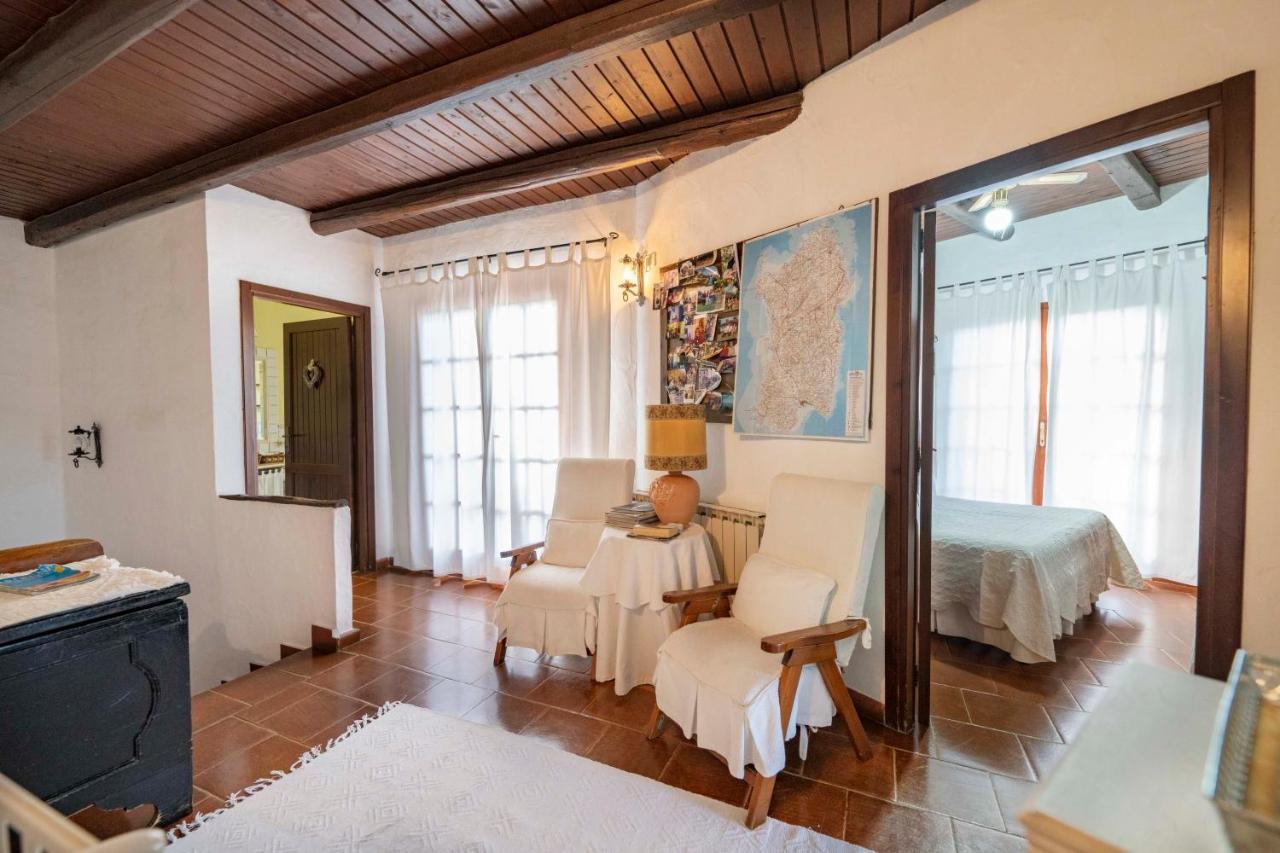 Sa Domu Sarda Suites - Bed & Breakfast Porto Columbu - Perd'E Sali Εξωτερικό φωτογραφία