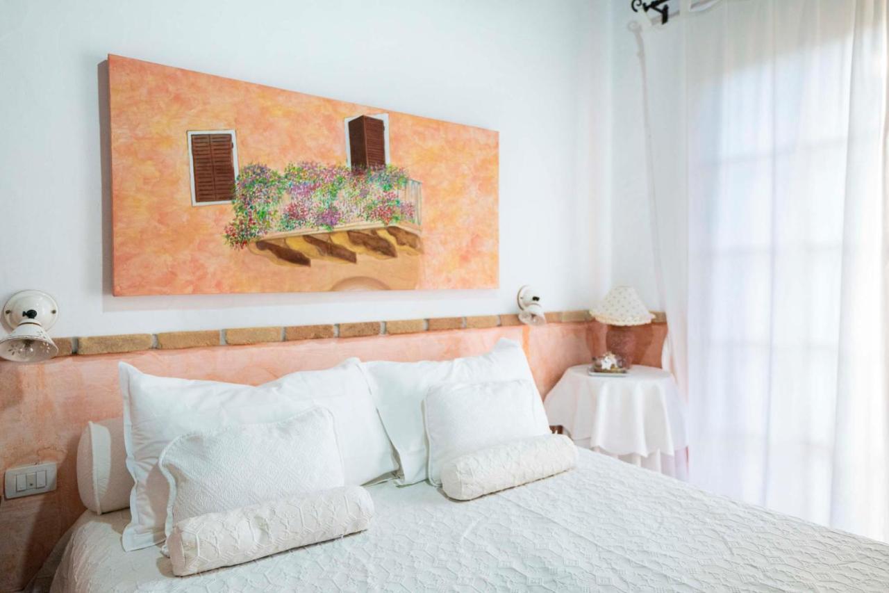 Sa Domu Sarda Suites - Bed & Breakfast Porto Columbu - Perd'E Sali Εξωτερικό φωτογραφία
